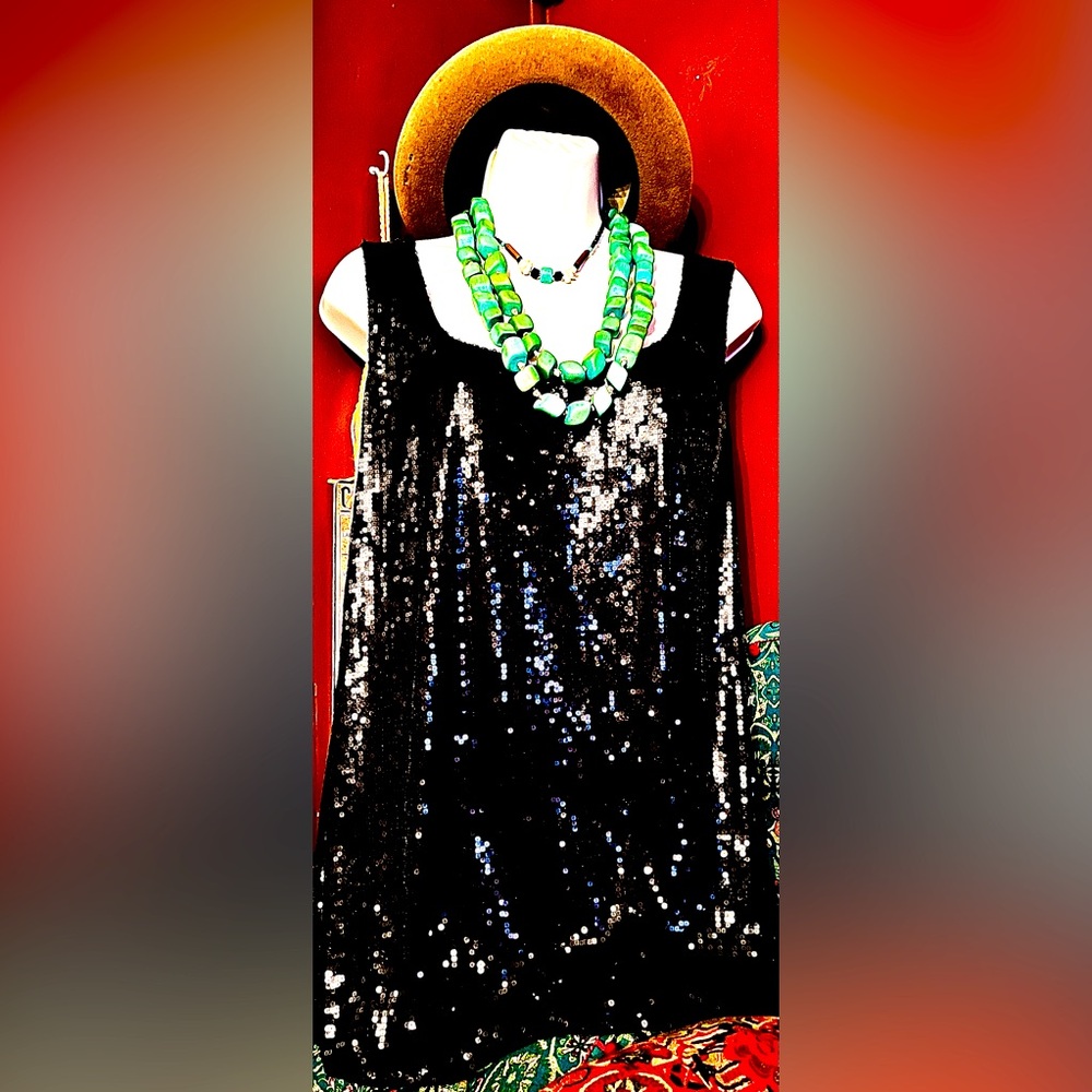 EUC Size 3X deb brand black sequins tank top